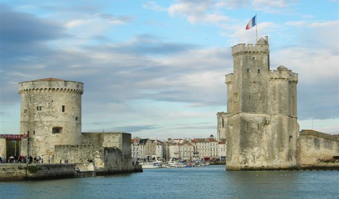 Hôtel des Francs Garçons - Saint-Sauvant